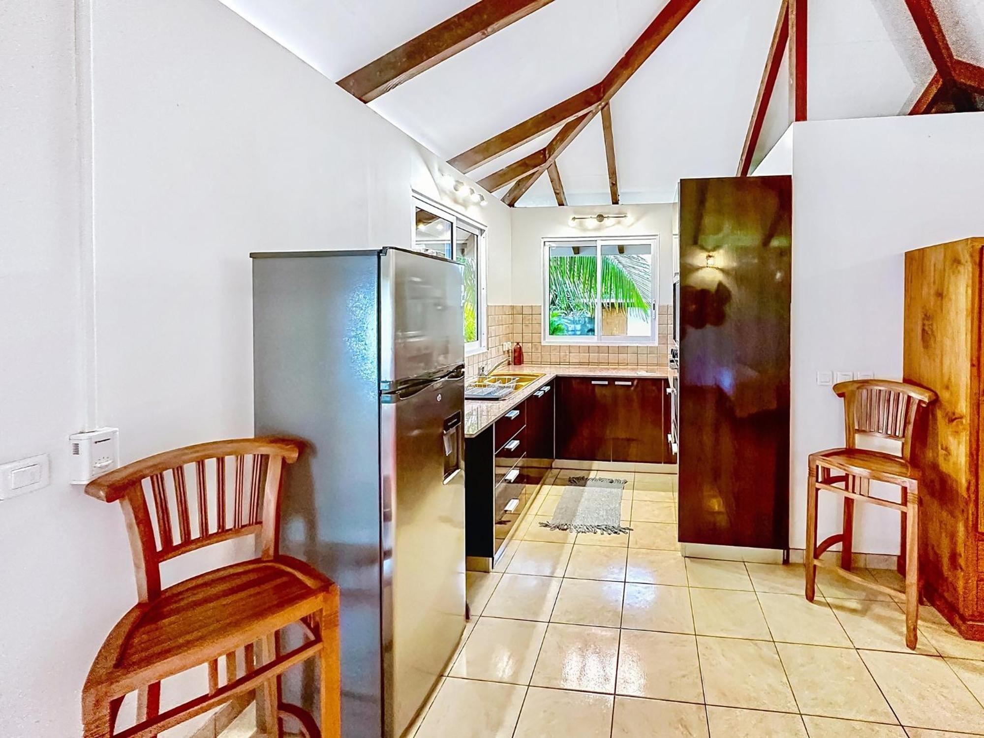 O'Coco Bungalow- Breathtaking Waterfront Views, Endless Memories Paea Екстер'єр фото