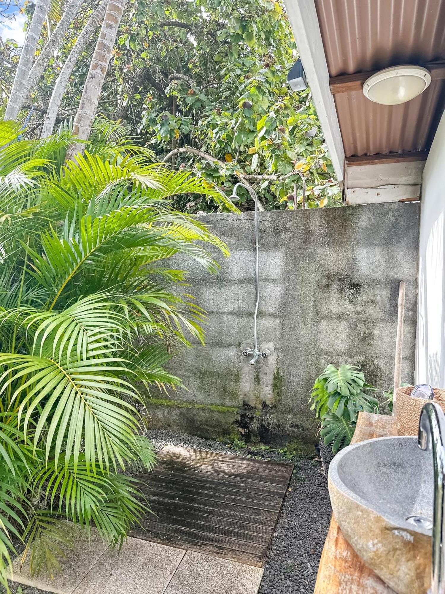 O'Coco Bungalow- Breathtaking Waterfront Views, Endless Memories Paea Екстер'єр фото